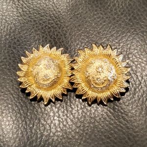 Vintage Christian Dior sun,moon&stars clip earring